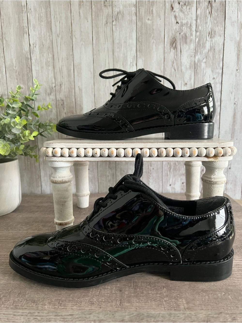 Vionic Hadley Black Patent Wingtip Oxfords Brogue Preppy Classic Women’s 7.5 - Picture 2 of 7